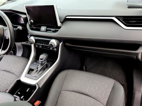Used 2023 Toyota RAV4 XLE w/ Convenience Package image 16