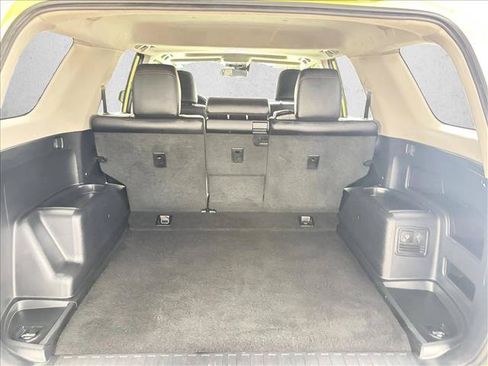 Certified 2023 Toyota 4Runner TRD Off-Road Premium w/ Moonroof Package AWD/4WD image 15