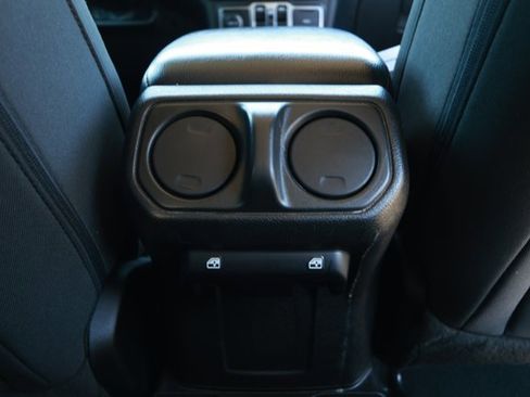 Used 2023 Jeep Gladiator Sport AWD/4WD image 24