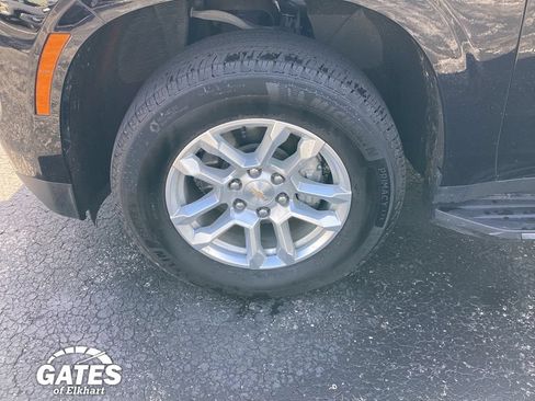 Used 2025 Chevrolet Tahoe LT AWD/4WD image 32