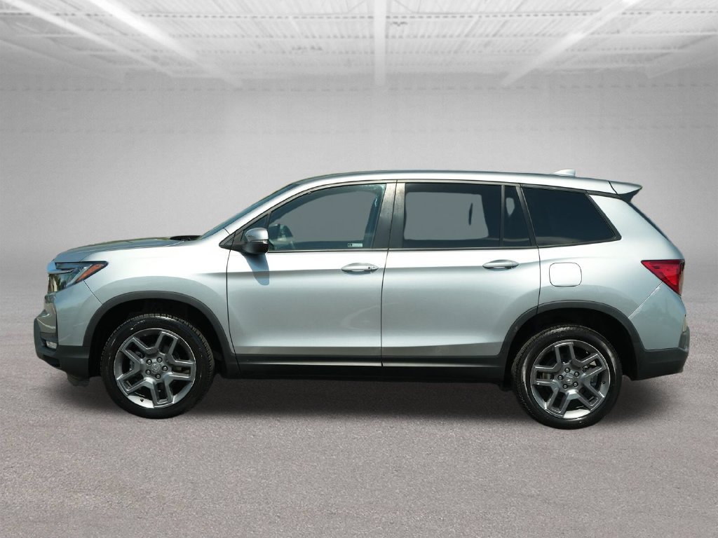 Used 2023 Honda Passport EX-L image 4