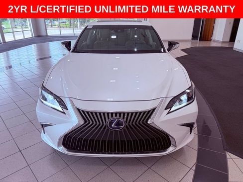 Certified 2020 Lexus ES 300h w/ Premium Package FWD image 2