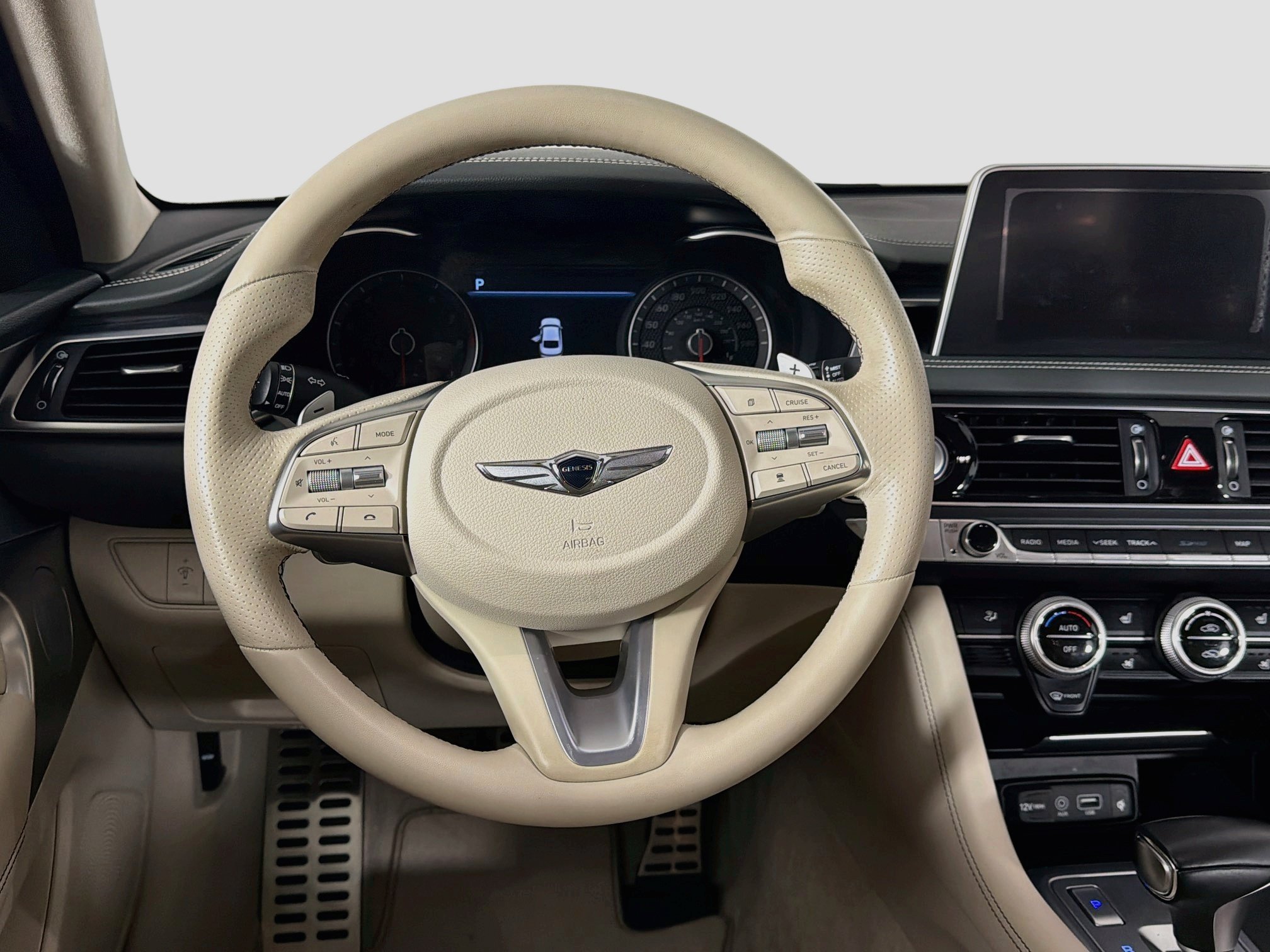 Used 2019 Genesis G70 3.3T Design RWD image 18