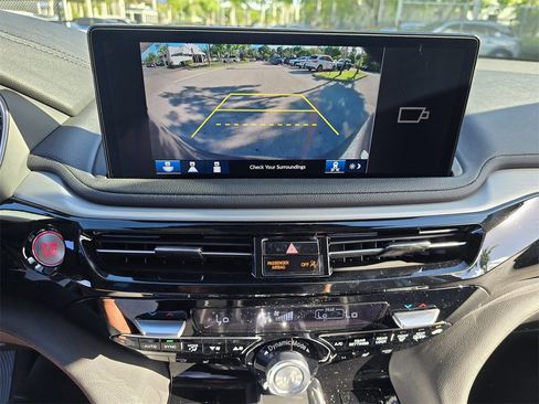 New 2026 Acura MDX Base image 16