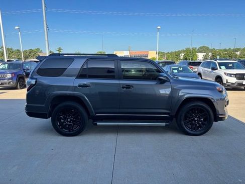 Used 2021 Toyota 4Runner Nightshade AWD/4WD image 4