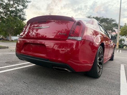 Used 2017 Chrysler 300 S w/ 300S Premium Group 2 w/2_L RWD image 8