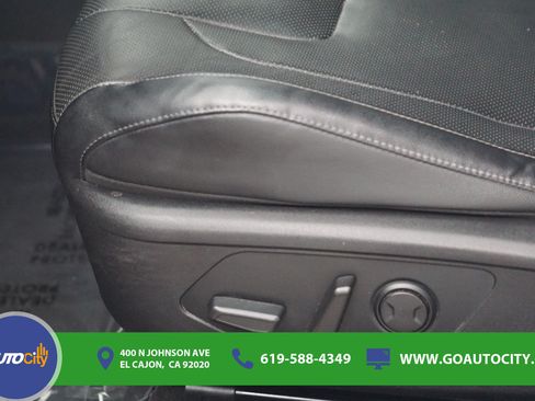Used 2021 Hyundai Elantra Limited FWD image 17