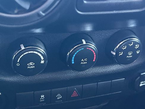 Used 2017 Jeep Wrangler Unlimited Sport w/ Quick Order Package 24S image 16