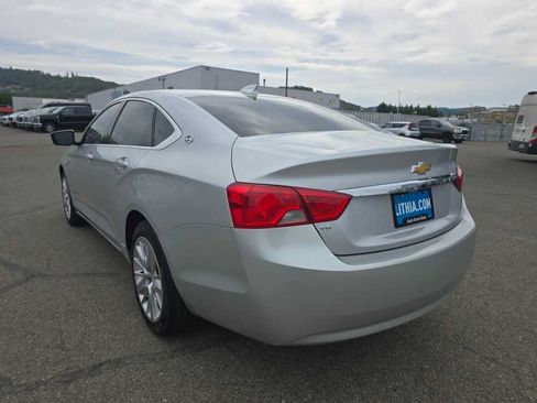 Used 2019 Chevrolet Impala LS FWD image 3