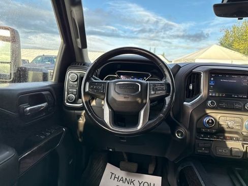 Used 2020 GMC Sierra 3500 Denali w/ Denali Ultimate Package AWD/4WD image 18