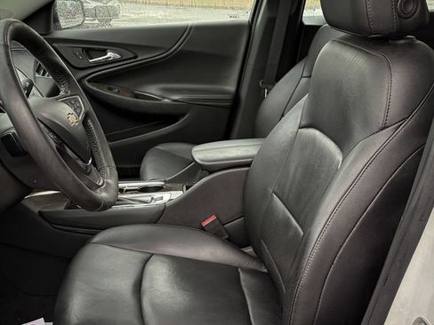 Used 2016 Chevrolet Malibu Premier w/ Driver Confidence Package II FWD image 15