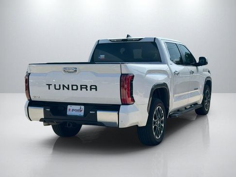 Used 2025 Toyota Tundra Limited AWD/4WD image 5