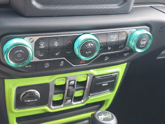 Used 2018 Jeep Wrangler Unlimited Sport S AWD/4WD image 26
