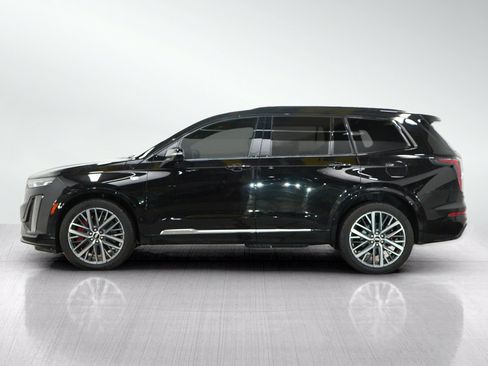 Used 2025 Cadillac XT6 Sport AWD/4WD image 2