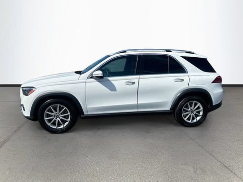 Used 2024 Mercedes-Benz GLE 450e 4MATIC image 4