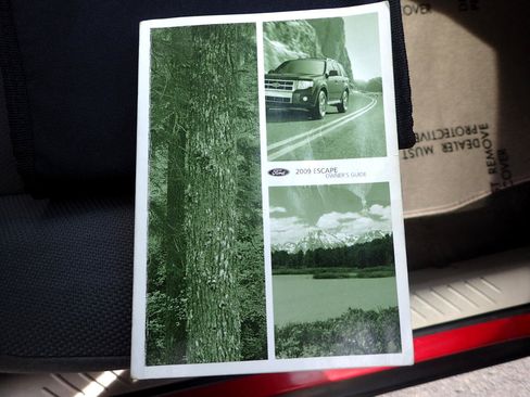 Used 2009 Ford Escape XLT image 23