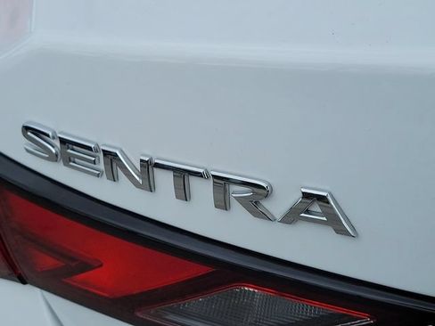Used 2023 Nissan Sentra S FWD image 9