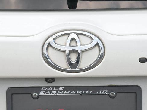 Used 2017 Toyota Highlander Limited AWD/4WD image 43