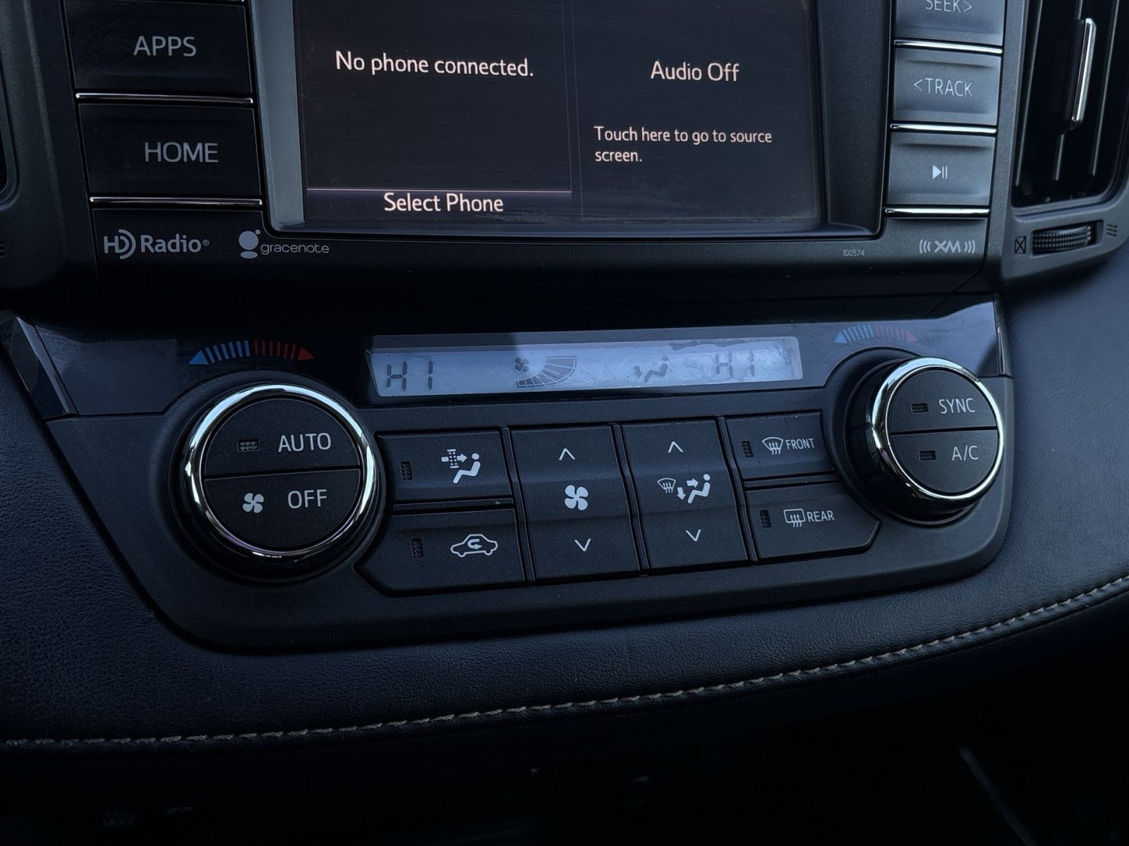 Used 2018 Toyota RAV4 XLE w/ Plus Extra Value Package FWD image 20