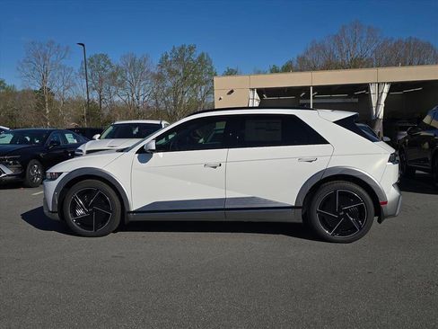 New 2026 Hyundai Ioniq 5 Limited image 6