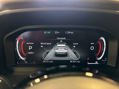 Certified 2023 Nissan Rogue Platinum AWD/4WD image 16