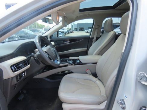 Used 2023 Lincoln Nautilus Reserve w/ Equipment Group 201A AWD/4WD image 23