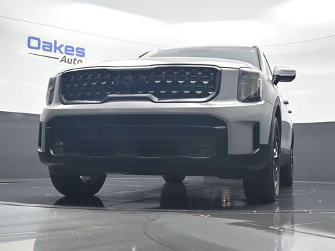 Certified 2025 Kia Telluride SX Prestige X-Line AWD/4WD image 44
