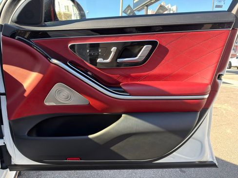 Used 2022 Mercedes-Benz S 580 4MATIC Sedan image 30