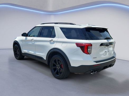 Used 2022 Ford Explorer ST w/ ST Street Pack AWD/4WD image 5