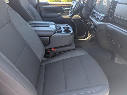 Certified 2025 Chevrolet Silverado 2500 LT w/ Convenience Package image 11