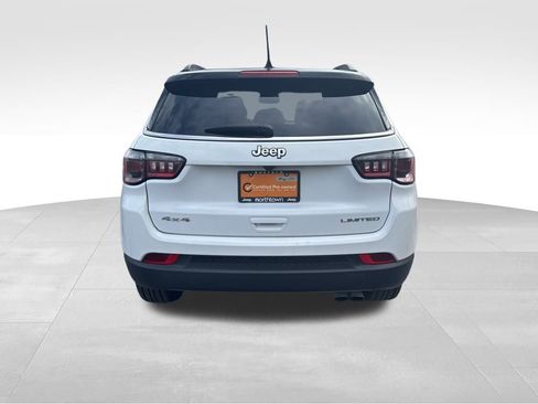 Certified 2022 Jeep Compass Limited image 37