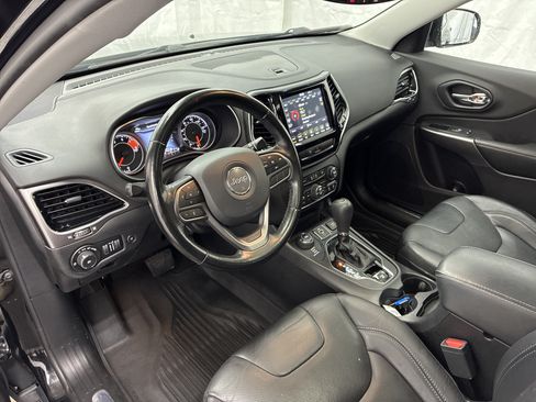 Used 2020 Jeep Cherokee Limited AWD/4WD image 15