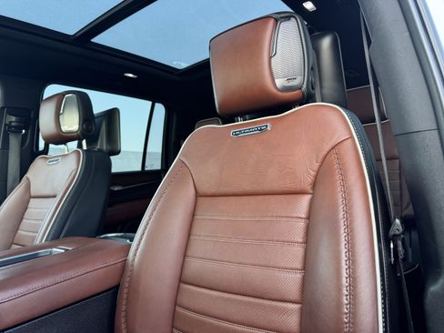 Certified 2023 GMC Yukon XL Denali Ultimate image 14