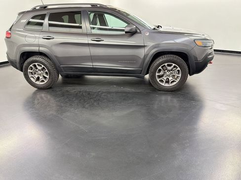 Used 2021 Jeep Cherokee Trailhawk w/ Trailer Tow Group image 8