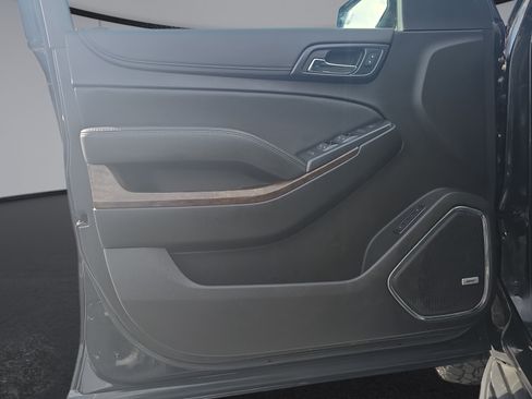 Used 2020 Chevrolet Tahoe LT AWD/4WD image 17