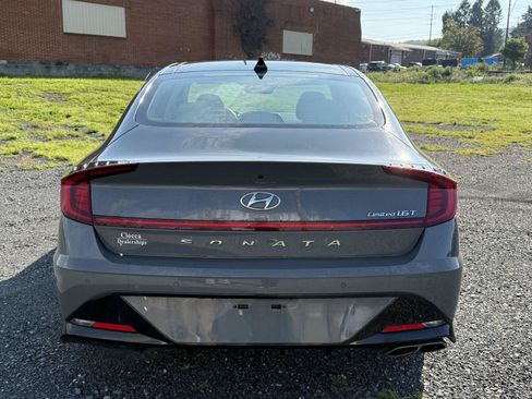 Certified 2021 Hyundai Sonata Limited w/ Winter Weather Package FWD image 7