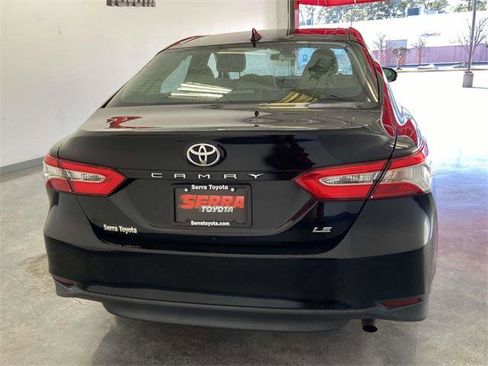 Certified 2020 Toyota Camry LE w/ Phone Cable & Charge Package image 4