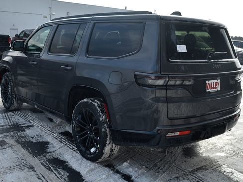 New 2026 Jeep Grand Wagoneer Summit image 5