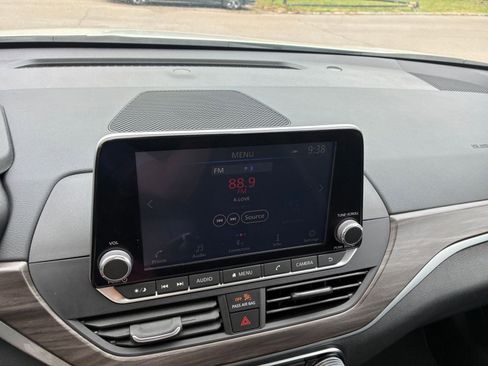 Used 2025 Nissan Altima 2.5 SV image 20