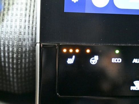 Used 2024 Toyota bZ4X XLE image 33