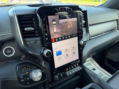 Used 2024 RAM 1500 Limited AWD/4WD image 19