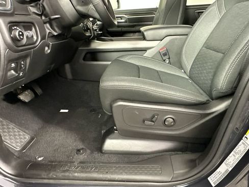 New 2026 RAM 1500 4x4 Crew Cab image 18