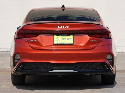 Used 2022 Kia Forte GT-Line image 10