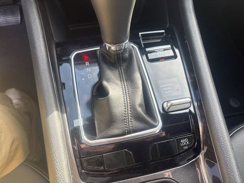 New 2026 Jeep Compass Latitude image 16