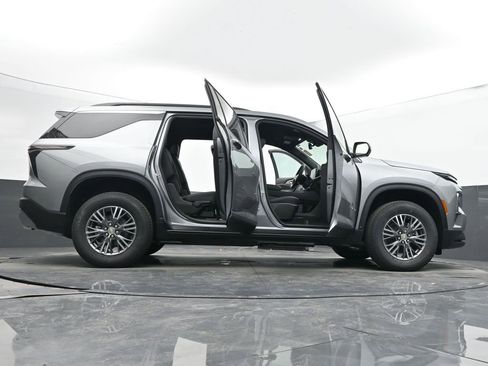 New 2026 Chevrolet Traverse LT w/ Driver Confidence Package image 67