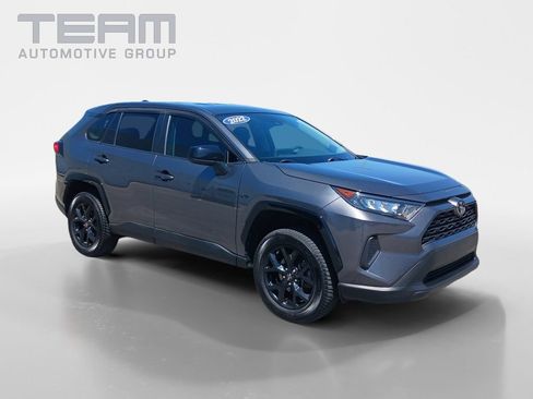 Used 2022 Toyota RAV4 LE FWD image 1