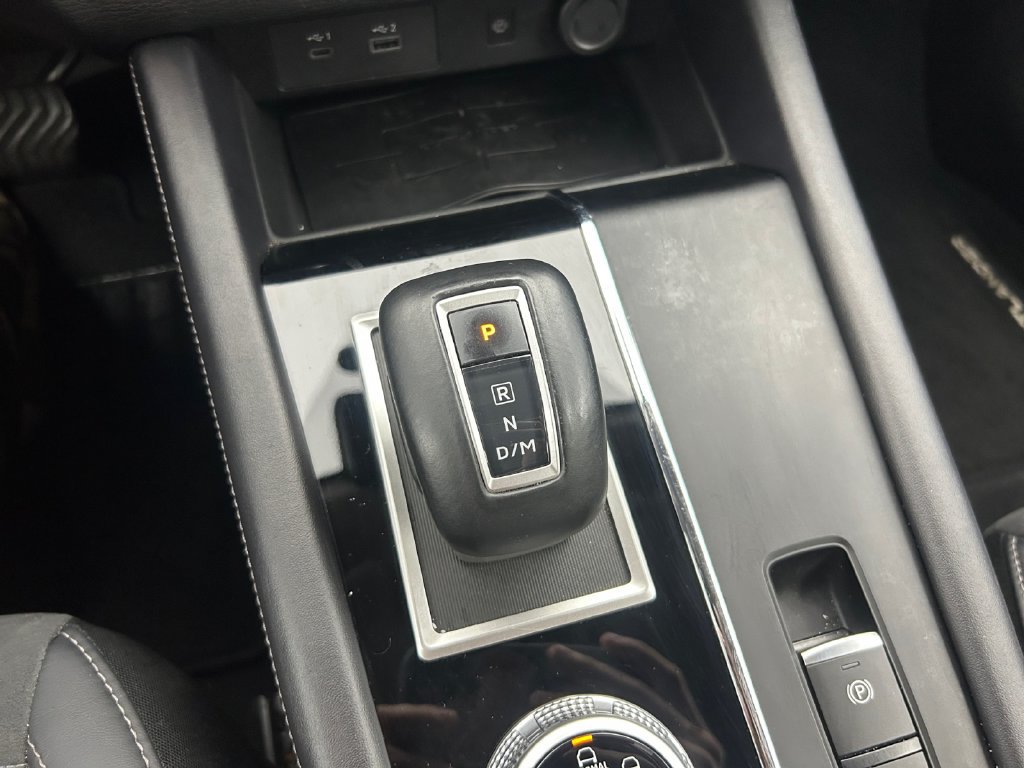 Used 2024 Mitsubishi Outlander SE AWD/4WD image 21