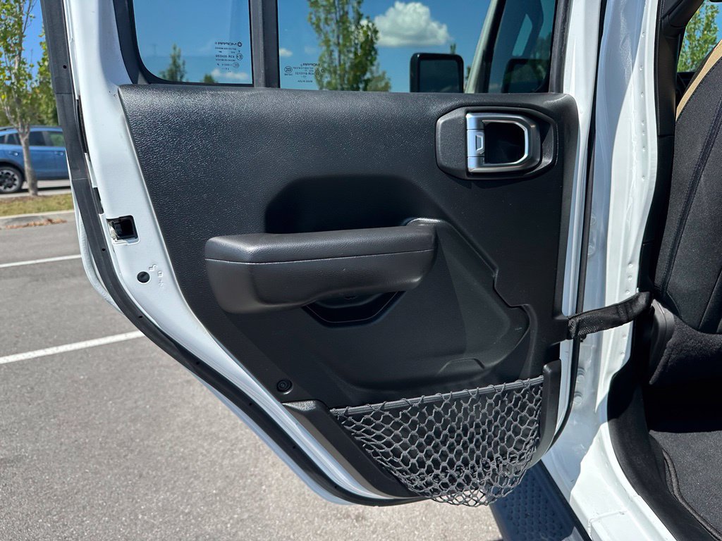 Used 2018 Jeep Wrangler Unlimited Sport S AWD/4WD image 18