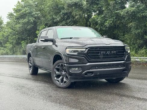 Used 2020 RAM 1500 Limited w/ Black Appearance Package AWD/4WD image 1