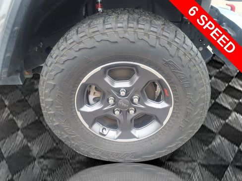 Used 2020 Jeep Gladiator Rubicon w/ LED Lighting Group image 9